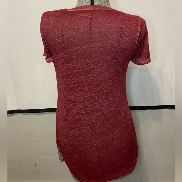 Womens Size Small Disney Lion King “Hakuna Matata” Burnout Tee - Picture 2 of 4